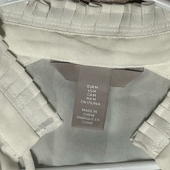 H&M Ruffle White/Cream Top - Picture 2 of 4